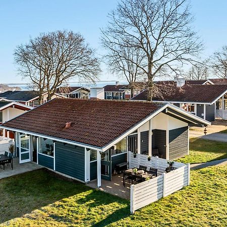 Gorgeous Home In Aabenraa With Wifi Экстерьер фото