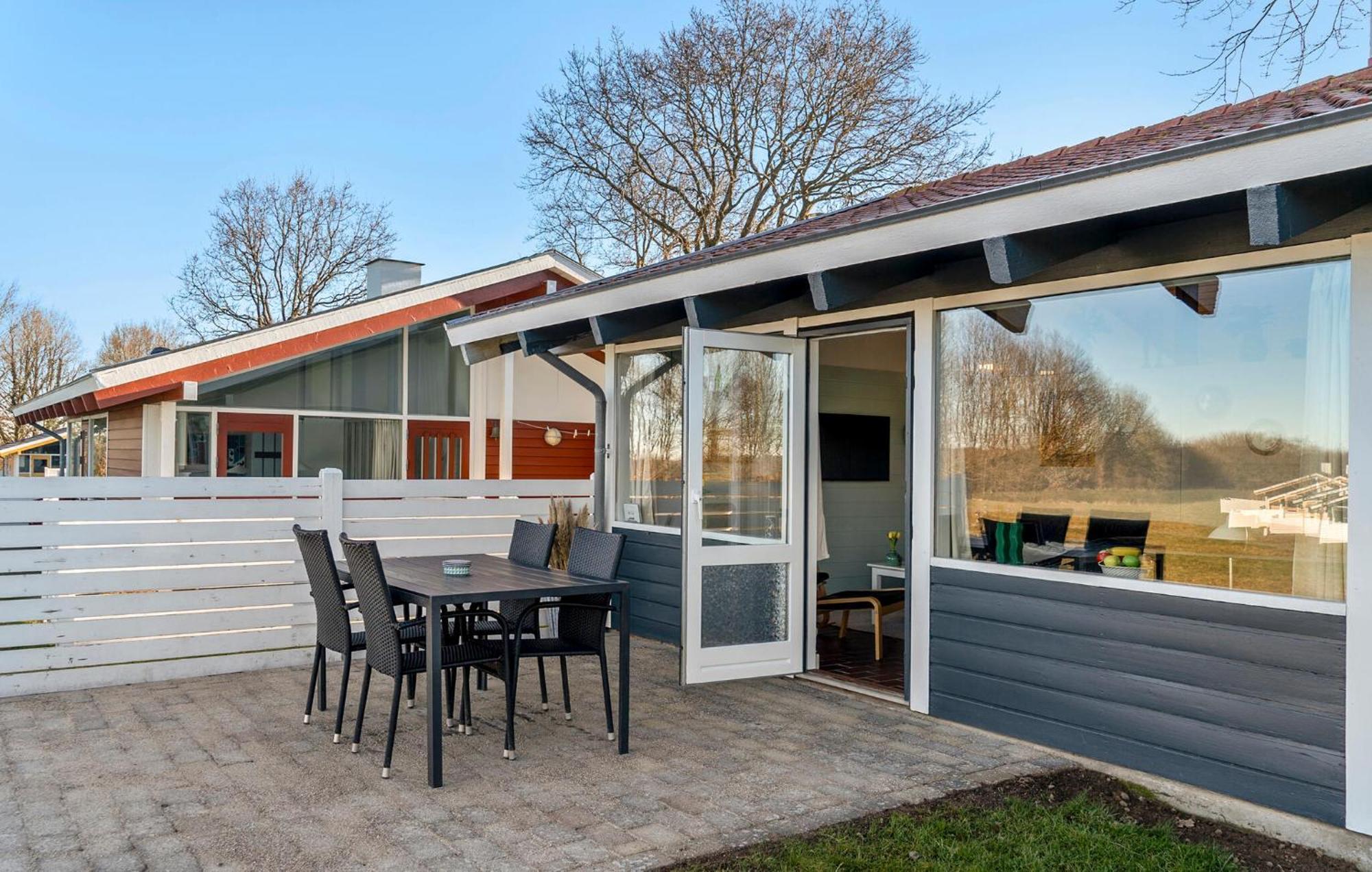 Gorgeous Home In Aabenraa With Wifi Экстерьер фото