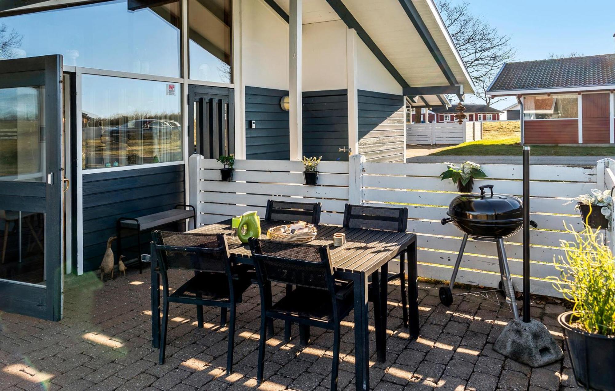 Gorgeous Home In Aabenraa With Wifi Экстерьер фото
